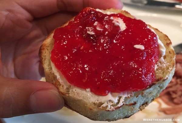Things to Do in Milwaukee – 6 Ways to Have an Awesome Time in Brew City 23 Blues Egg Milwaukee English Muffin